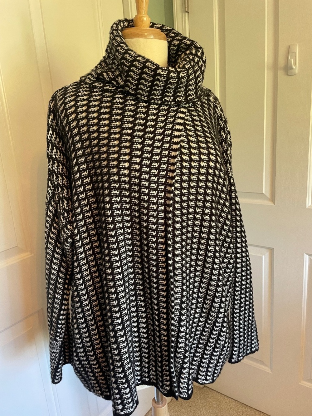 Unique Split Seam Cowl Neck Black and White Knit Sweater - One Size